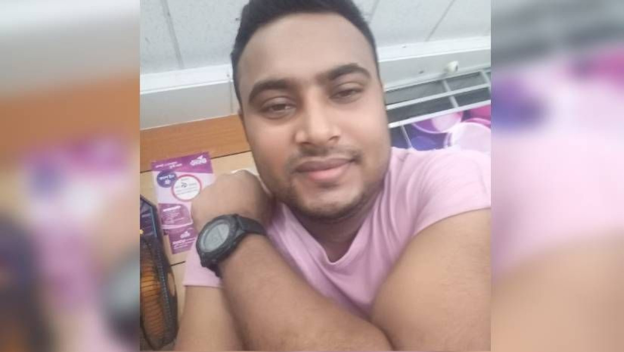 নোয়াখালীতে নারীসহ আটকের ভিডিও ভাইরাল: স্বেচ্ছাসেবক দল নেতা বহিষ্কার
