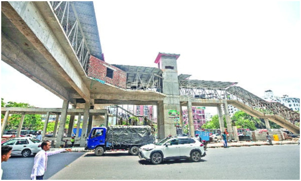 বিআরটি নিয়ে বেকায়দায় সরকার