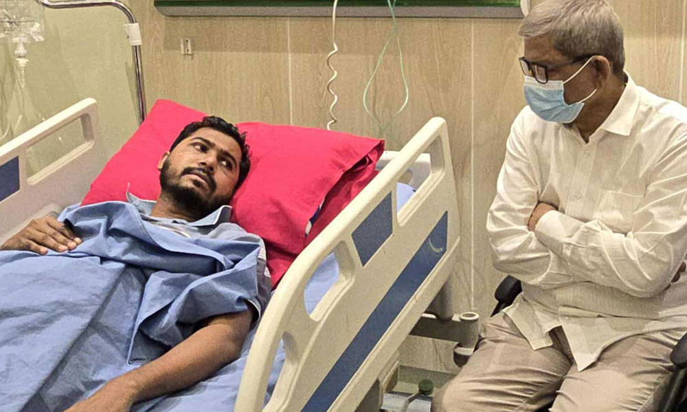 নুরকে দেখতে ঢামেকে গেলেন বিএনপি মহাসচিব
