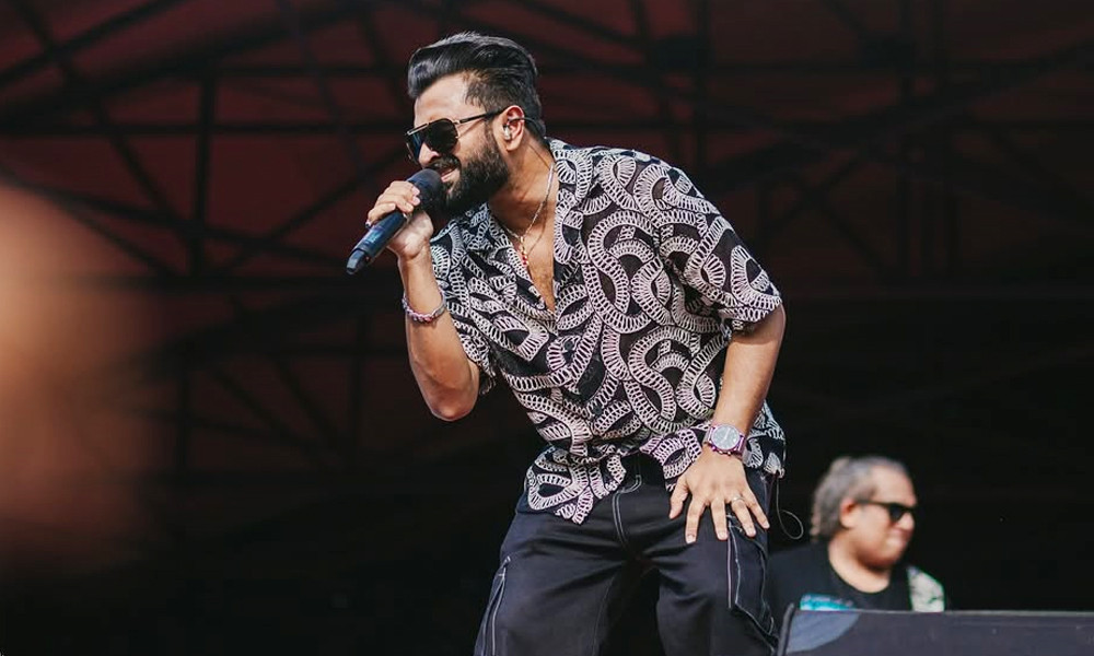 গানে মুগ্ধ সাবেক এমপি, মাধ্যমিক পর্যন্ত বিনা বেতনে পড়েছেন ইমরান