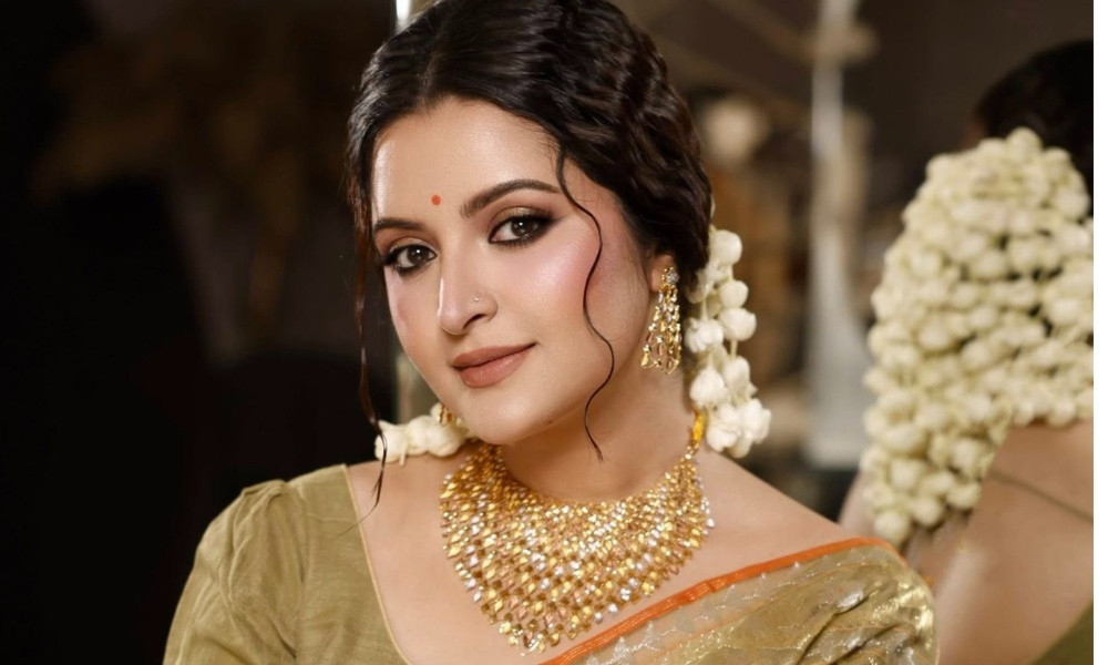 পরীমনির বিরুদ্ধে ব্যবসায়ী নাছিরের মামলা চলতে বাধা নেই