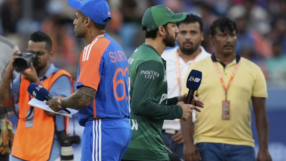 ভারত-পাকিস্তানের অধিনায়ক আজ হ্যান্ডশেক করবেন