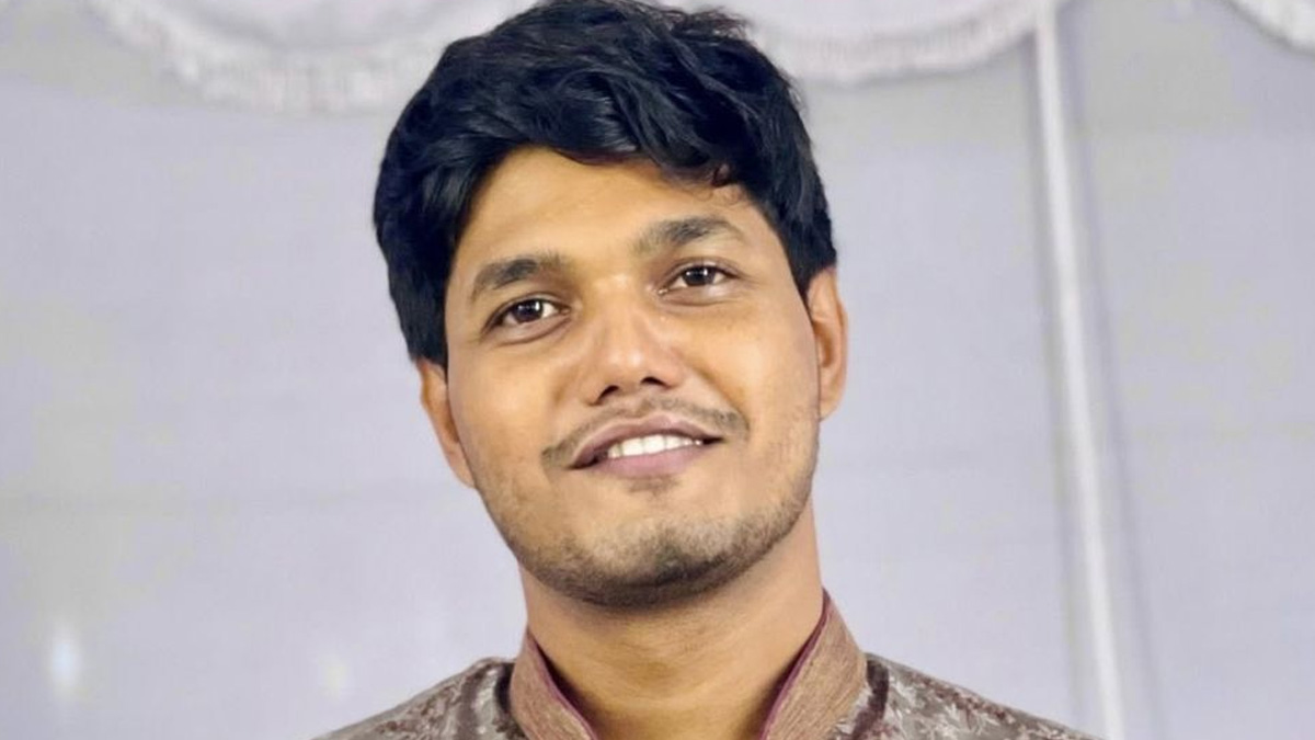 নিয়ম ভাঙেননি আবিদ, আচরণবিধি অনুযায়ী প্রার্থী ভোট কেন্দ্রে যেতে পারেন